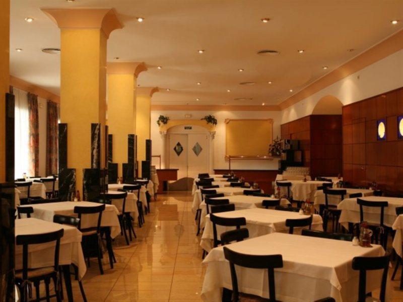 Costa Brava Hotel 3*
